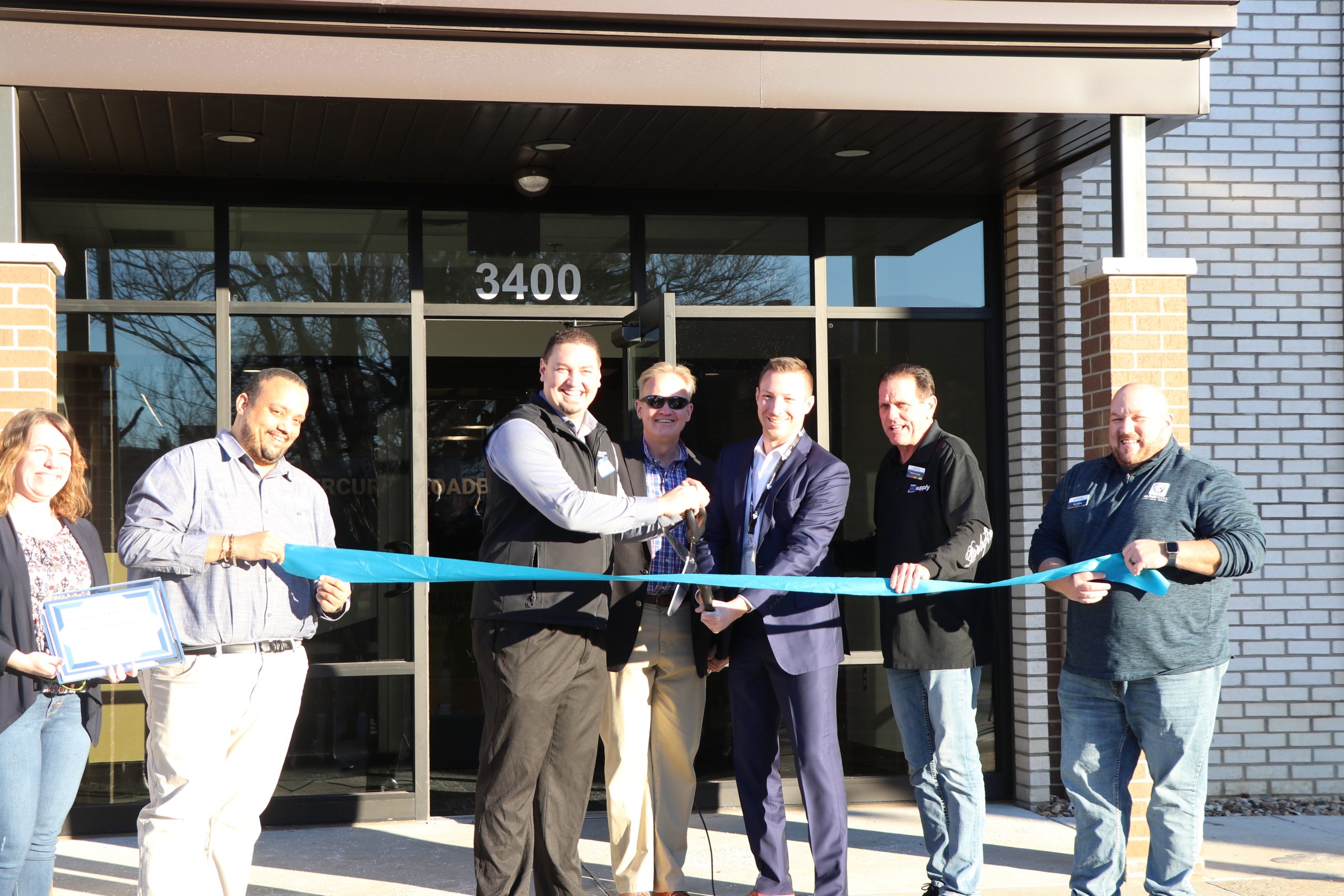 Mercury Broadband opened their new office to the Topeka Partnership members and hosted a ribbon-cutting on January 10, 2022.

3400 SW VAN BUREN ST.
TOPEKA, KS 66611